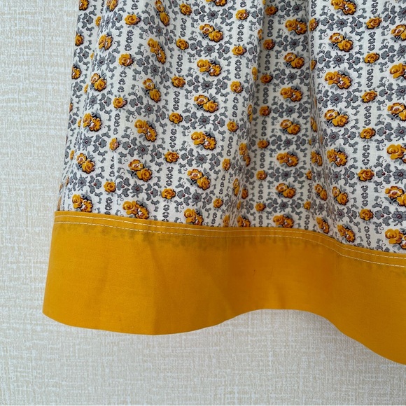 Vintage Handmade Floral Skirt Apron with Long Ties - Picture 4 of 6